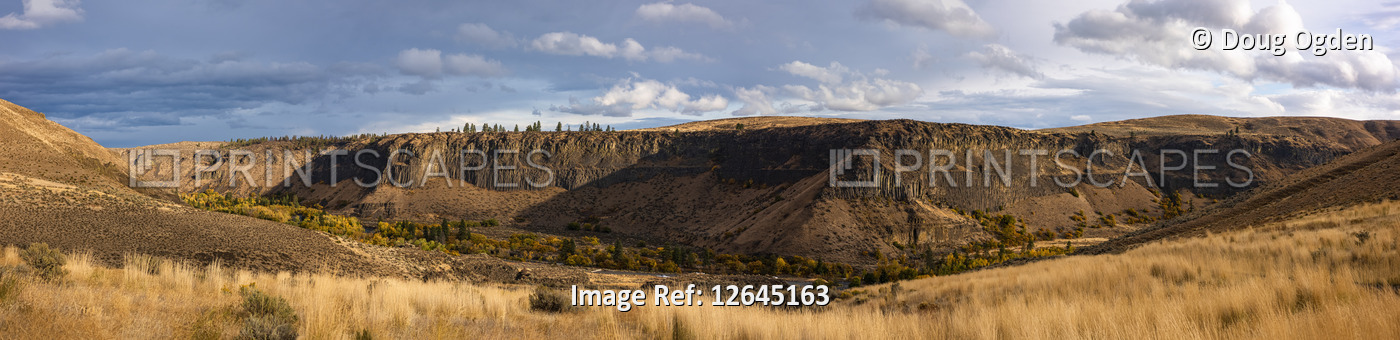 Panorama of Royal Columns basalt bluff and autumn colours off Highway 12 in ...